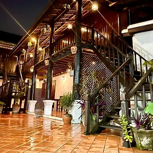 Vieng Savanh Ii 3* Luang Prabang